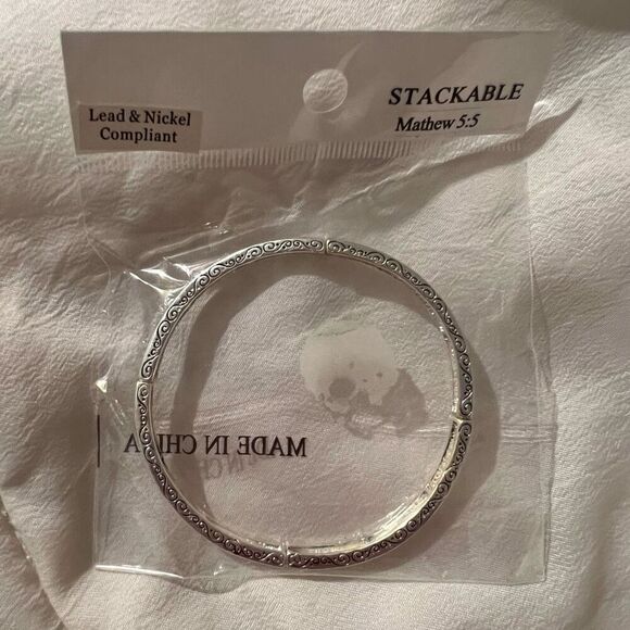 Bundle Sale 3 for $15 | Stackable Religious Stretch Bracelet Matthew 5:5 - Picture 4 of 11